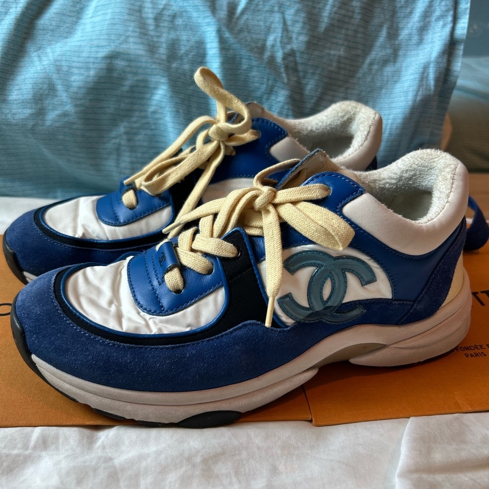 CHANEL Blue White Leather & Suede CC Logo Sneakers with Cream Laces